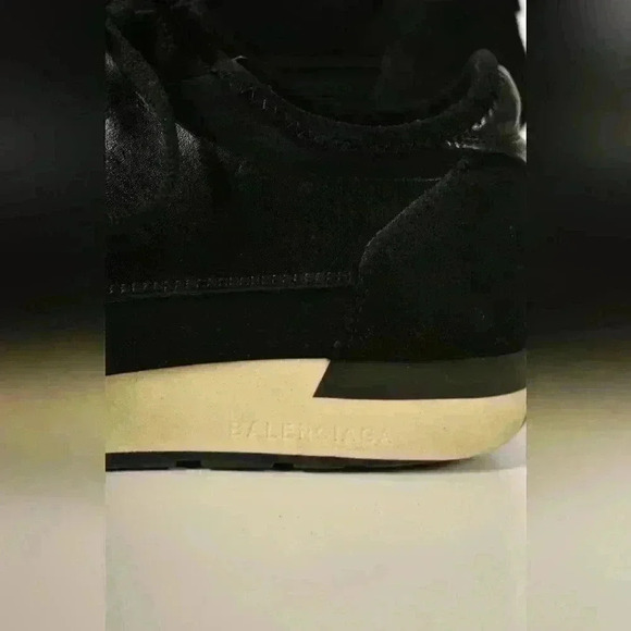 BALENCIAGA Black Leather Nylon Neoprene Race Runner Sneaker 38EU 8US Italy - Picture 8 of 8
